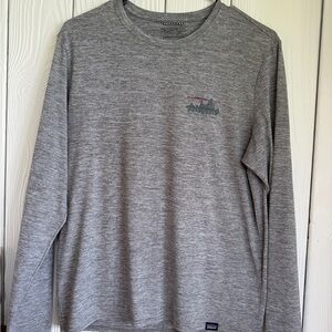 Men’s Patagonia Capilene  Long Sleeve Graphic Tee size small